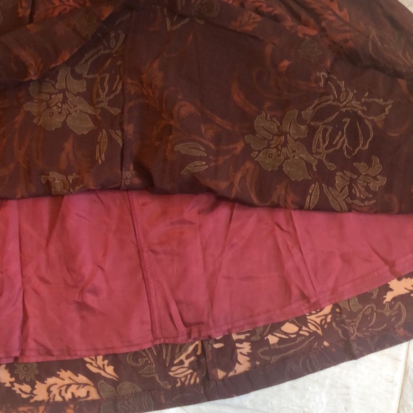 Beautiful Coldwater Creek lined skirt - Picture 4 of 7